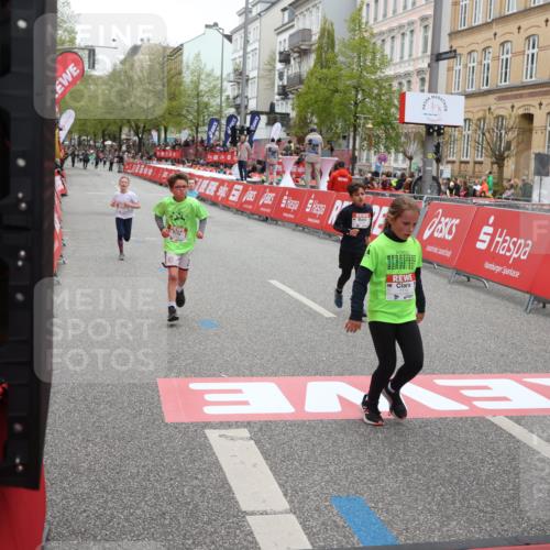 25.04.2026 - Das Zehntel Strokosch-Dieckow http://msf.ph/oto/9624878 25.04.2026 10:52:58 Ziel 5009, 5176, 5241, 5569, 6087, 6142, 6752, 6766, 7110, 7142, 7305, 7436, 7628, 7675, 8042 meine-sportfotos.de