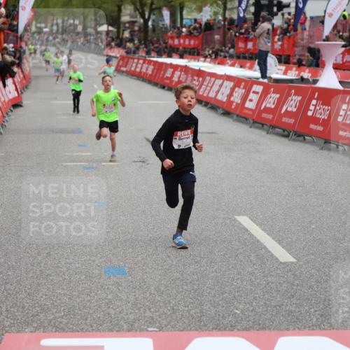 25.04.2026 - Das Zehntel Strokosch-Dieckow http://msf.ph/oto/9624924 25.04.2026 10:48:26 Ziel 5508, 6324, 6329, 7539 meine-sportfotos.de