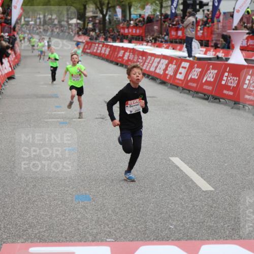25.04.2026 - Das Zehntel Strokosch-Dieckow http://msf.ph/oto/9624931 25.04.2026 10:48:26 Ziel 5508, 6324, 6329, 7539 meine-sportfotos.de