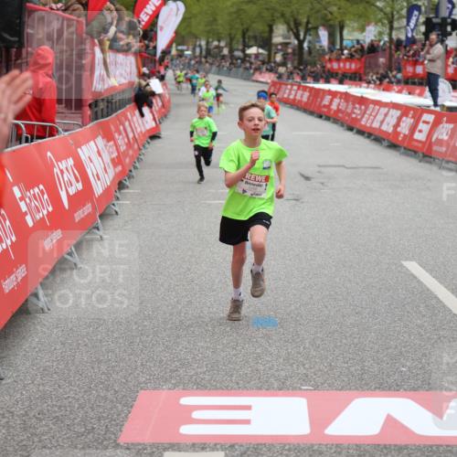 25.04.2026 - Das Zehntel Strokosch-Dieckow http://msf.ph/oto/9624963 25.04.2026 10:48:29 Ziel 5295, 5508, 6324, 6329 meine-sportfotos.de