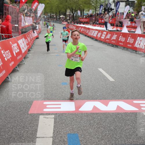 25.04.2026 - Das Zehntel Strokosch-Dieckow http://msf.ph/oto/9624991 25.04.2026 10:48:30 Ziel 5295, 5508 meine-sportfotos.de