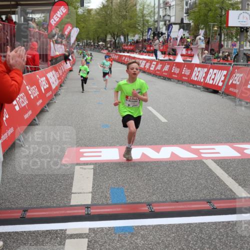25.04.2026 - Das Zehntel Strokosch-Dieckow http://msf.ph/oto/9625033 25.04.2026 10:48:30 Ziel 5295, 5508 meine-sportfotos.de