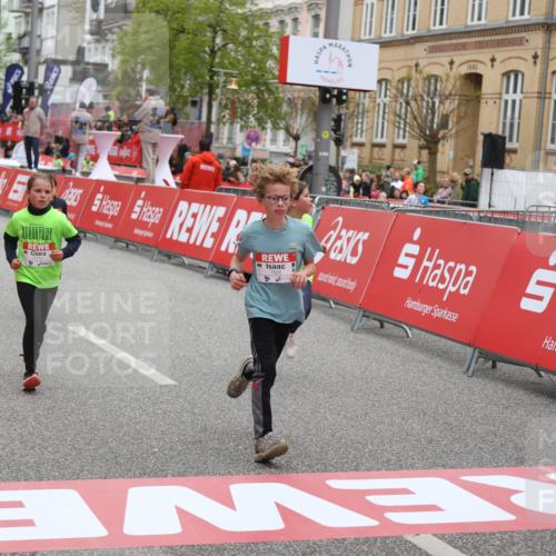 25.04.2026 - Das Zehntel Strokosch-Dieckow http://msf.ph/oto/9625034 25.04.2026 10:52:56 Ziel 5176, 6087, 6142, 6352, 6752, 7110, 7142, 7436, 7628, 7675, 8042 meine-sportfotos.de
