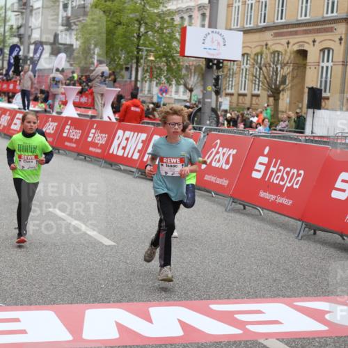25.04.2026 - Das Zehntel Strokosch-Dieckow http://msf.ph/oto/9625045 25.04.2026 10:52:56 Ziel 5176, 6087, 6142, 6352, 6752, 7110, 7142, 7436, 7628, 7675, 8042 meine-sportfotos.de