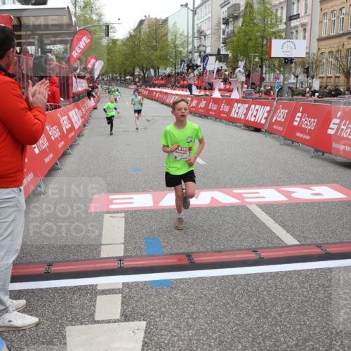 25.04.2026 - Das Zehntel Strokosch-Dieckow http://msf.ph/oto/9625049 25.04.2026 10:48:30 Ziel 5295, 5508 meine-sportfotos.de