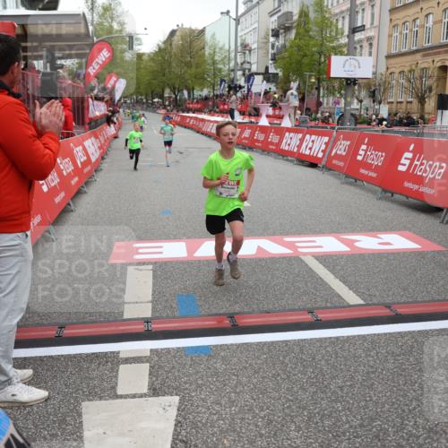 25.04.2026 - Das Zehntel Strokosch-Dieckow http://msf.ph/oto/9625059 25.04.2026 10:48:30 Ziel 5295, 5508 meine-sportfotos.de