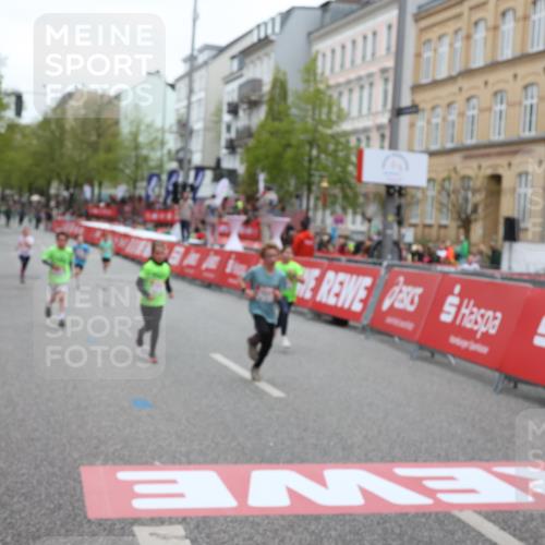 25.04.2026 - Das Zehntel Strokosch-Dieckow http://msf.ph/oto/9625076 25.04.2026 10:52:55 Ziel 5176, 6087, 6142, 6352, 6752, 7436, 7628, 7675, 8042 meine-sportfotos.de