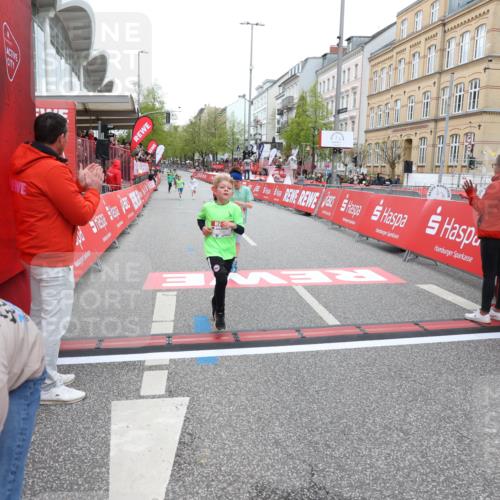 25.04.2026 - Das Zehntel Strokosch-Dieckow http://msf.ph/oto/9625130 25.04.2026 10:48:33 Ziel 5295, 5508, 6092, 7122 meine-sportfotos.de