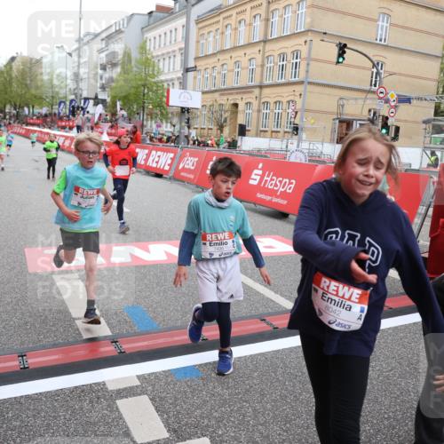 25.04.2026 - Das Zehntel Strokosch-Dieckow http://msf.ph/oto/9625146 25.04.2026 10:52:54 Ziel 6087, 6142, 6352, 6357, 6752, 7436, 7675, 8015, 8042 meine-sportfotos.de