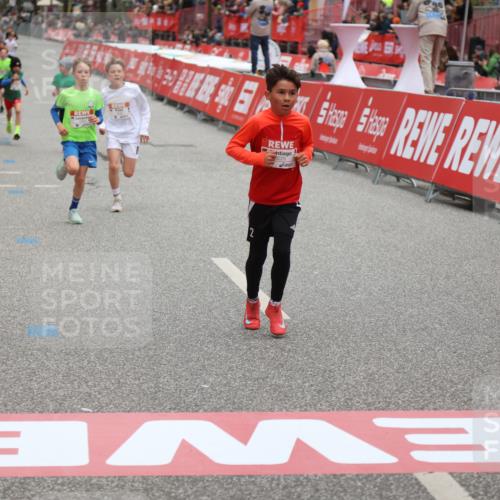 25.04.2026 - Das Zehntel Strokosch-Dieckow http://msf.ph/oto/9625186 25.04.2026 10:48:36 Ziel 5295, 6092, 6225, 7122 meine-sportfotos.de