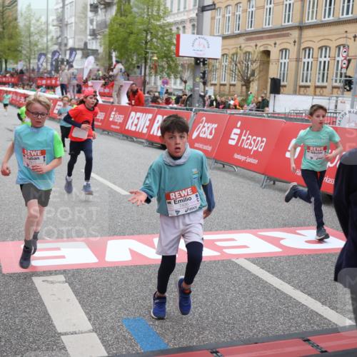 25.04.2026 - Das Zehntel Strokosch-Dieckow http://msf.ph/oto/9625188 25.04.2026 10:52:54 Ziel 6087, 6142, 6352, 6357, 6752, 7436, 7675, 8015, 8042 meine-sportfotos.de