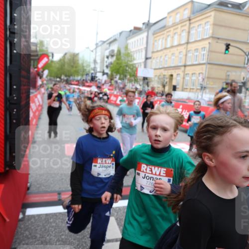 25.04.2026 - Das Zehntel Strokosch-Dieckow http://msf.ph/oto/9625196 25.04.2026 10:59:26 Ziel 5068, 5137, 5166, 5375, 5392, 5407, 5499, 5648, 5801, 5814, 5822, 5996, 6191, 6199, 6351, 6361, 6388, 6489, 6538, 6590, 6786, 6810, 6902, 6921, 6930, 7042, 7049, 7062, 7196, 7294, 7532, 7595, 7760, 8071 meine-sportfotos.de