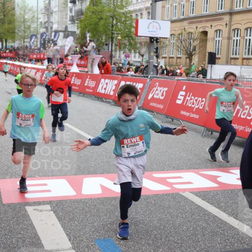 25.04.2026 - Das Zehntel Strokosch-Dieckow http://msf.ph/oto/9625216 25.04.2026 10:52:53 Ziel 5733, 6087, 6100, 6142, 6352, 6357, 6752, 7436, 7675, 8015, 8042 meine-sportfotos.de