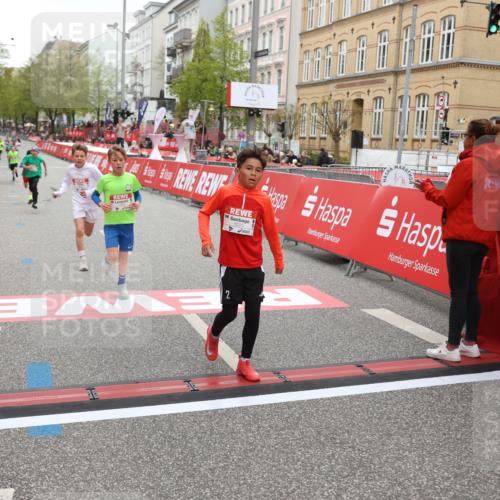 25.04.2026 - Das Zehntel Strokosch-Dieckow http://msf.ph/oto/9625268 25.04.2026 10:48:38 Ziel 5309, 6092, 6225, 7122, 8056 meine-sportfotos.de