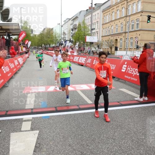 25.04.2026 - Das Zehntel Strokosch-Dieckow http://msf.ph/oto/9625319 25.04.2026 10:48:39 Ziel 5309, 6092, 6225, 7122, 8056, 8074 meine-sportfotos.de