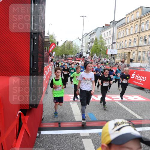 25.04.2026 - Das Zehntel Strokosch-Dieckow http://msf.ph/oto/9625333 25.04.2026 10:59:23 Ziel 5166, 5341, 5373, 5375, 5392, 5407, 5499, 5680, 5691, 5694, 5750, 5801, 5814, 5822, 5987, 5996, 6033, 6199, 6319, 6351, 6361, 6388, 6489, 6538, 6590, 6786, 6810, 6921, 6930, 7042, 7049, 7062, 7196, 7230, 7236, 7294, 7760, 7868, 8071 meine-sportfotos.de