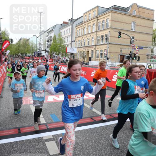 25.04.2026 - Das Zehntel Strokosch-Dieckow http://msf.ph/oto/9625423 25.04.2026 10:59:21 Ziel 5166, 5341, 5373, 5392, 5499, 5680, 5691, 5694, 5750, 5801, 5822, 5938, 5987, 5996, 6033, 6199, 6319, 6351, 6361, 6538, 6590, 6786, 6809, 6810, 6921, 6930, 7042, 7049, 7062, 7230, 7236, 7294, 7613, 7868 meine-sportfotos.de