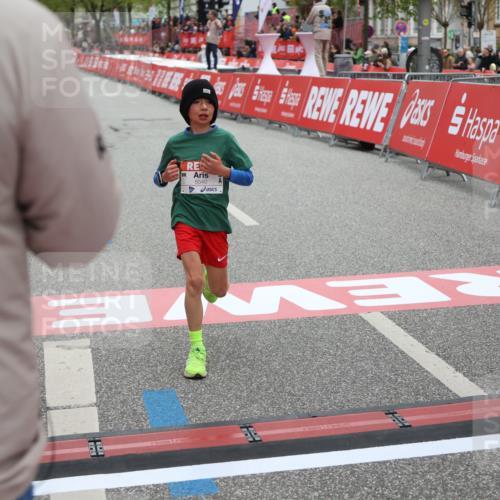 25.04.2026 - Das Zehntel Strokosch-Dieckow http://msf.ph/oto/9625440 25.04.2026 10:48:42 Ziel 5309, 6225, 6540, 8056, 8074 meine-sportfotos.de