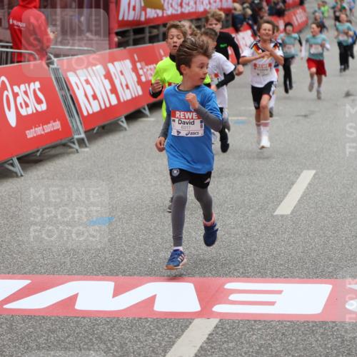 25.04.2026 - Das Zehntel Strokosch-Dieckow http://msf.ph/oto/9625473 25.04.2026 10:48:50 Ziel 5103, 5293, 5502, 5921, 6317, 7239, 8062 meine-sportfotos.de