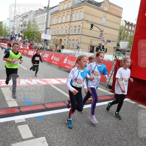 25.04.2026 - Das Zehntel Strokosch-Dieckow http://msf.ph/oto/9625582 25.04.2026 10:52:47 Ziel 5067, 5733, 6064, 6100, 6250, 6357, 6426, 7252, 7734, 7758, 7897, 8015, 8044, 8050 meine-sportfotos.de