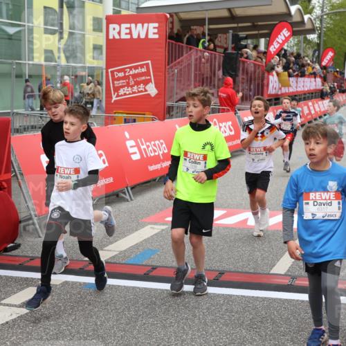 25.04.2026 - Das Zehntel Strokosch-Dieckow http://msf.ph/oto/9625584 25.04.2026 10:48:52 Ziel 5103, 5502, 5921, 6317, 6971, 7239, 7604, 7624, 8052, 8062 meine-sportfotos.de