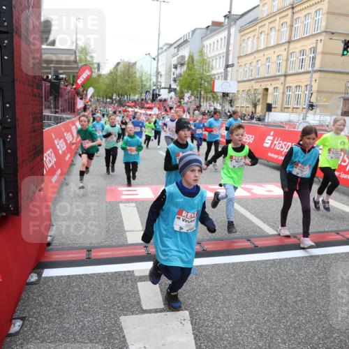 25.04.2026 - Das Zehntel Strokosch-Dieckow http://msf.ph/oto/9625655 25.04.2026 10:59:19 Ziel 5341, 5373, 5392, 5532, 5556, 5680, 5691, 5694, 5750, 5801, 5822, 5938, 5987, 6033, 6199, 6319, 6351, 6356, 6361, 6367, 6538, 6723, 6786, 6809, 6810, 6860, 6921, 6930, 7042, 7062, 7230, 7236, 7356, 7520, 7613, 7868 meine-sportfotos.de