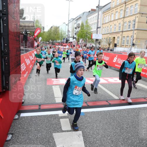 25.04.2026 - Das Zehntel Strokosch-Dieckow http://msf.ph/oto/9625667 25.04.2026 10:59:18 Ziel 5212, 5341, 5373, 5532, 5556, 5680, 5691, 5694, 5731, 5750, 5757, 5801, 5822, 5938, 5987, 6033, 6319, 6356, 6361, 6367, 6538, 6723, 6809, 6843, 6860, 6921, 6930, 7144, 7230, 7236, 7356, 7520, 7613, 7868 meine-sportfotos.de