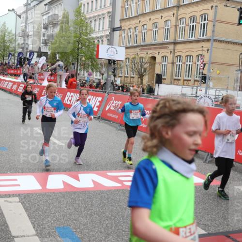 25.04.2026 - Das Zehntel Strokosch-Dieckow http://msf.ph/oto/9625742 25.04.2026 10:52:46 Ziel 5067, 5733, 6064, 6100, 6136, 6250, 6357, 6426, 7252, 7734, 7758, 7897, 7957, 7963, 8015, 8044, 8050 meine-sportfotos.de