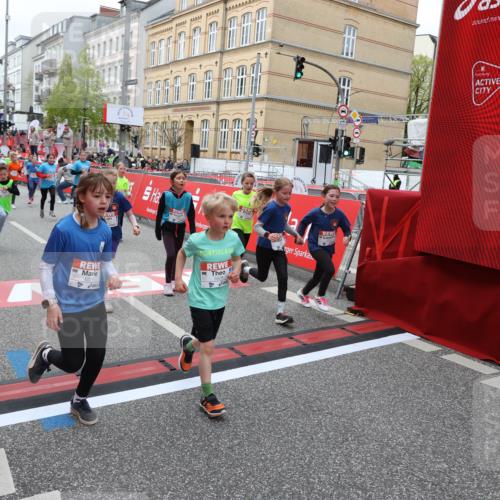 25.04.2026 - Das Zehntel Strokosch-Dieckow http://msf.ph/oto/9625822 25.04.2026 10:59:17 Ziel 5212, 5341, 5373, 5532, 5556, 5680, 5691, 5694, 5731, 5750, 5757, 5850, 5862, 5938, 5987, 6033, 6319, 6347, 6356, 6367, 6723, 6809, 6843, 6860, 7144, 7230, 7236, 7356, 7520, 7613, 7868 meine-sportfotos.de