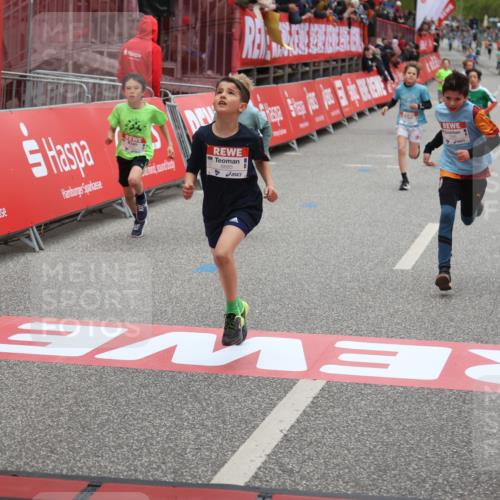 25.04.2026 - Das Zehntel Strokosch-Dieckow http://msf.ph/oto/9625900 25.04.2026 10:49:03 Ziel 5454, 6323, 6685, 6889, 7315, 7549, 7588, 7696 meine-sportfotos.de