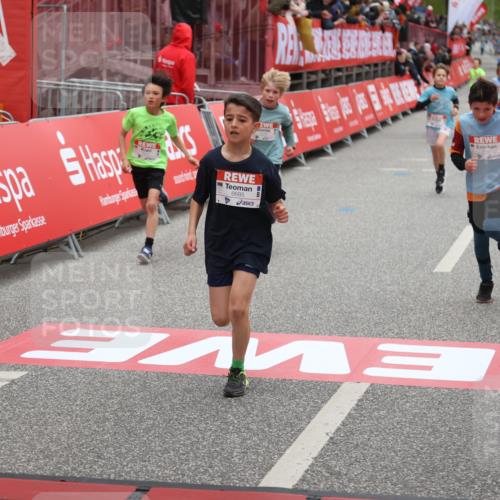 25.04.2026 - Das Zehntel Strokosch-Dieckow http://msf.ph/oto/9625927 25.04.2026 10:49:03 Ziel 5454, 6323, 6685, 6889, 7315, 7549, 7588, 7696 meine-sportfotos.de