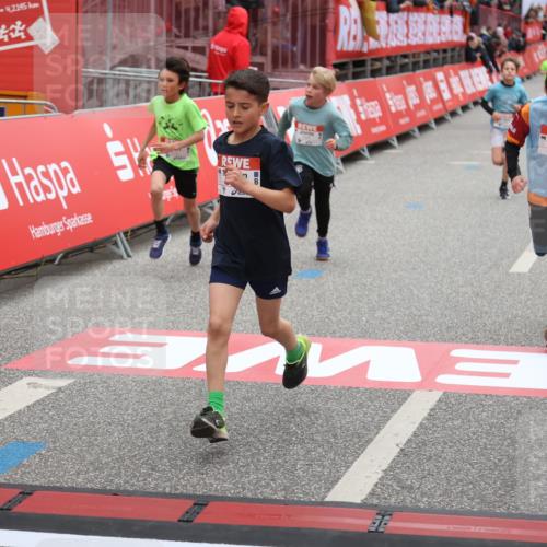25.04.2026 - Das Zehntel Strokosch-Dieckow http://msf.ph/oto/9625936 25.04.2026 10:49:03 Ziel 5454, 6323, 6685, 6889, 7315, 7549, 7588, 7696 meine-sportfotos.de