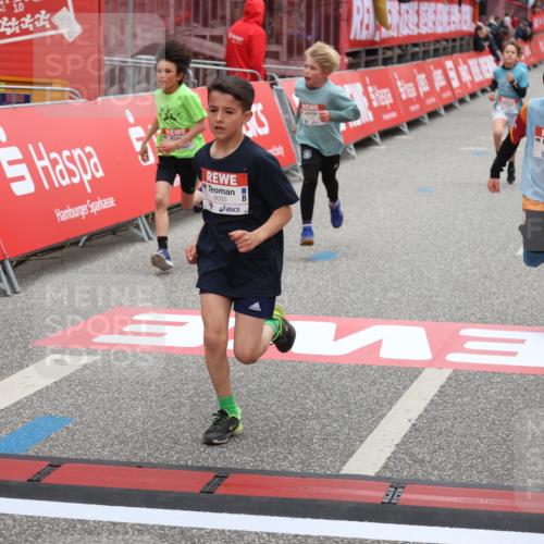 25.04.2026 - Das Zehntel Strokosch-Dieckow http://msf.ph/oto/9625954 25.04.2026 10:49:03 Ziel 5454, 6323, 6685, 6889, 7315, 7549, 7588, 7696 meine-sportfotos.de