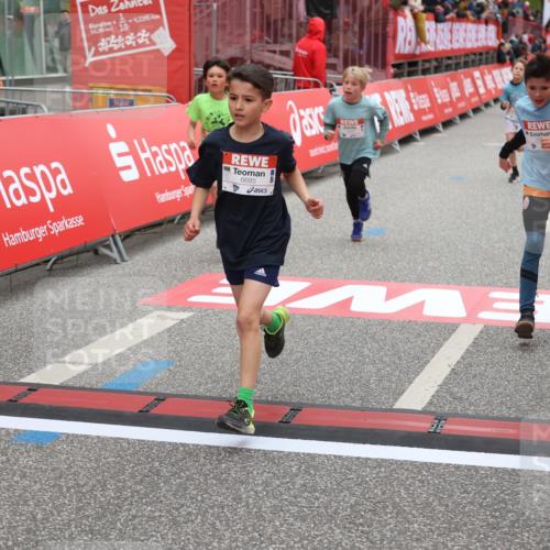 25.04.2026 - Das Zehntel Strokosch-Dieckow http://msf.ph/oto/9625963 25.04.2026 10:49:03 Ziel 5454, 6323, 6685, 6889, 7315, 7549, 7588, 7696 meine-sportfotos.de