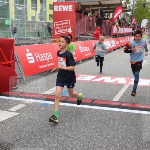 25.04.2026 - Das Zehntel Strokosch-Dieckow http://msf.ph/oto/9625989 25.04.2026 10:49:04 Ziel 5454, 6323, 6685, 6889, 7315, 7549, 7696 meine-sportfotos.de