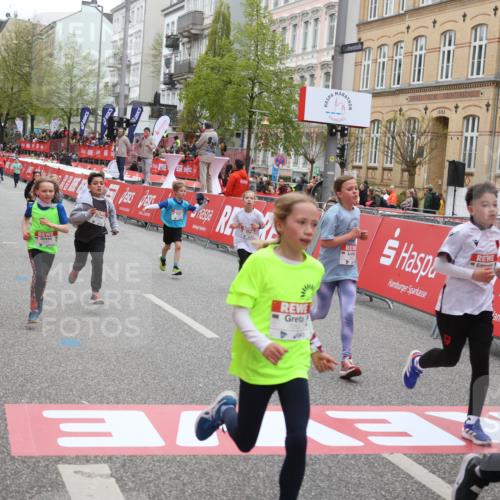 25.04.2026 - Das Zehntel Strokosch-Dieckow http://msf.ph/oto/9626054 25.04.2026 10:52:43 Ziel 5067, 6064, 6136, 6250, 6426, 7252, 7603, 7721, 7897, 7957, 7963, 8044, 8050 meine-sportfotos.de