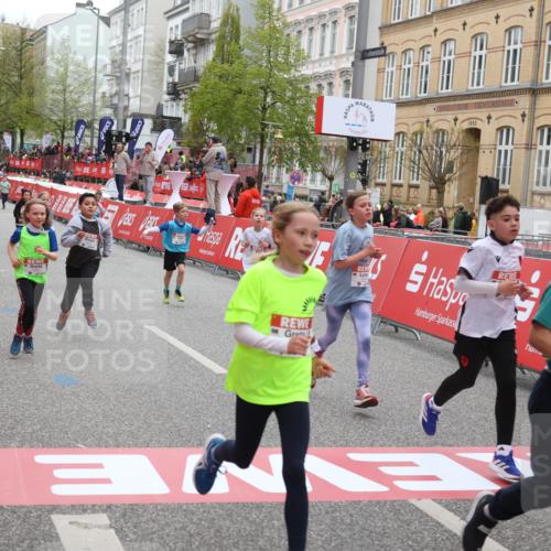 25.04.2026 - Das Zehntel Strokosch-Dieckow http://msf.ph/oto/9626067 25.04.2026 10:52:43 Ziel 5067, 6064, 6136, 6250, 6426, 7252, 7603, 7721, 7897, 7957, 7963, 8044, 8050 meine-sportfotos.de