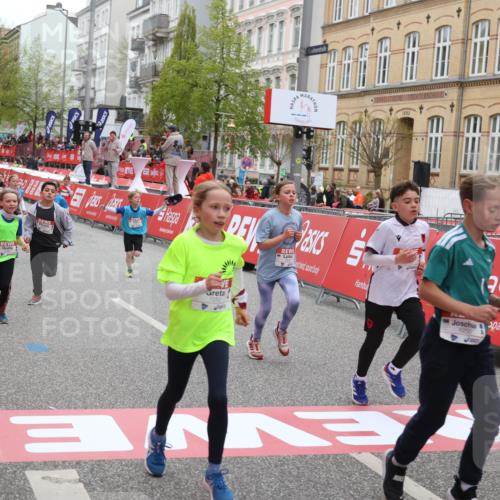 25.04.2026 - Das Zehntel Strokosch-Dieckow http://msf.ph/oto/9626080 25.04.2026 10:52:43 Ziel 5067, 6064, 6136, 6250, 6426, 7252, 7603, 7721, 7897, 7957, 7963, 8044, 8050 meine-sportfotos.de