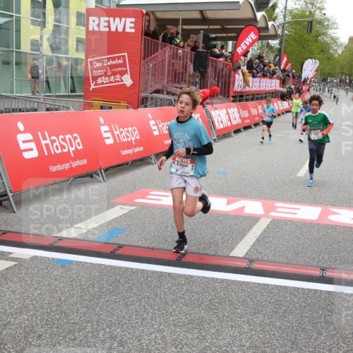 25.04.2026 - Das Zehntel Strokosch-Dieckow http://msf.ph/oto/9626086 25.04.2026 10:49:06 Ziel 5905, 6685, 6889, 7315, 7549, 7696 meine-sportfotos.de