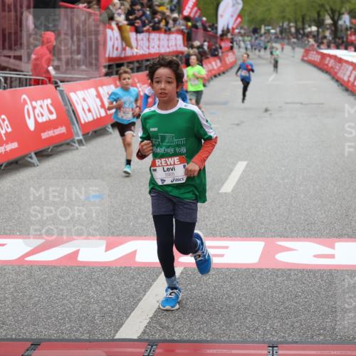 25.04.2026 - Das Zehntel Strokosch-Dieckow http://msf.ph/oto/9626172 25.04.2026 10:49:07 Ziel 5905, 6685, 6889, 6906, 7315, 7549, 7696, 7738 meine-sportfotos.de