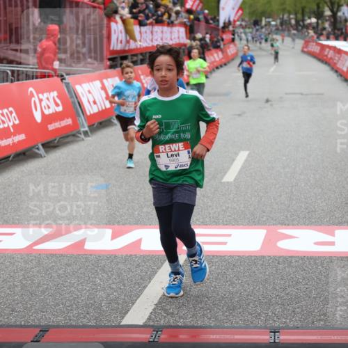 25.04.2026 - Das Zehntel Strokosch-Dieckow http://msf.ph/oto/9626179 25.04.2026 10:49:08 Ziel 5905, 6685, 6889, 6906, 7315, 7549, 7696, 7738 meine-sportfotos.de