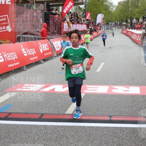 25.04.2026 - Das Zehntel Strokosch-Dieckow http://msf.ph/oto/9626189 25.04.2026 10:49:08 Ziel 5905, 6685, 6889, 6906, 7315, 7549, 7696, 7738 meine-sportfotos.de