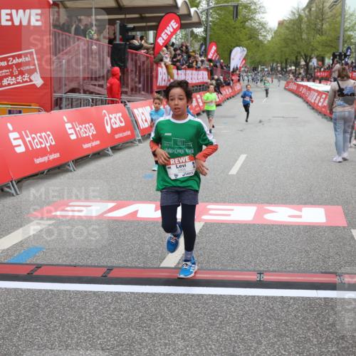 25.04.2026 - Das Zehntel Strokosch-Dieckow http://msf.ph/oto/9626199 25.04.2026 10:49:08 Ziel 5905, 6685, 6889, 6906, 7315, 7549, 7696, 7738 meine-sportfotos.de