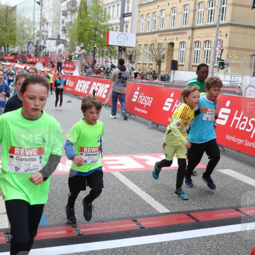 25.04.2026 - Das Zehntel Strokosch-Dieckow http://msf.ph/oto/9626205 25.04.2026 10:59:13 Ziel 5153, 5185, 5212, 5366, 5532, 5556, 5609, 5731, 5757, 5850, 5862, 6347, 6356, 6367, 6576, 6600, 6723, 6741, 6802, 6809, 6843, 6860, 7144, 7301, 7318, 7356, 7414, 7417, 7520, 7565, 7613, 7673, 7677 meine-sportfotos.de
