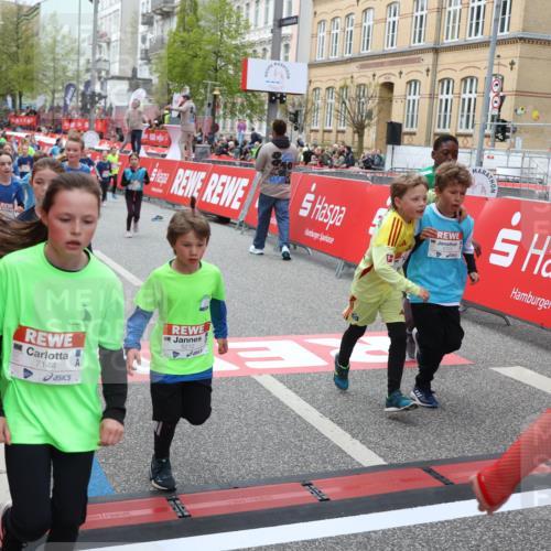 25.04.2026 - Das Zehntel Strokosch-Dieckow http://msf.ph/oto/9626214 25.04.2026 10:59:13 Ziel 5153, 5185, 5212, 5366, 5532, 5556, 5609, 5731, 5757, 5850, 5862, 6347, 6356, 6367, 6576, 6600, 6723, 6741, 6802, 6809, 6843, 6860, 7144, 7301, 7318, 7356, 7414, 7417, 7520, 7565, 7613, 7673, 7677 meine-sportfotos.de