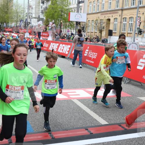 25.04.2026 - Das Zehntel Strokosch-Dieckow http://msf.ph/oto/9626222 25.04.2026 10:59:12 Ziel 5153, 5159, 5185, 5212, 5366, 5532, 5556, 5568, 5609, 5731, 5757, 5850, 5862, 6347, 6356, 6367, 6576, 6600, 6723, 6741, 6802, 6843, 6860, 7144, 7301, 7318, 7356, 7414, 7417, 7520, 7565, 7673, 7677 meine-sportfotos.de