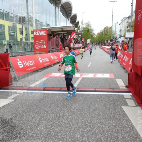 25.04.2026 - Das Zehntel Strokosch-Dieckow http://msf.ph/oto/9626226 25.04.2026 10:49:08 Ziel 5905, 6685, 6889, 6906, 7315, 7549, 7696, 7738 meine-sportfotos.de