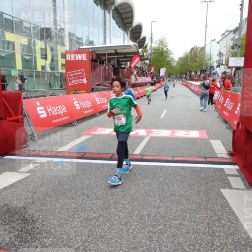 25.04.2026 - Das Zehntel Strokosch-Dieckow http://msf.ph/oto/9626237 25.04.2026 10:49:08 Ziel 5905, 6685, 6889, 6906, 7315, 7549, 7696, 7738 meine-sportfotos.de