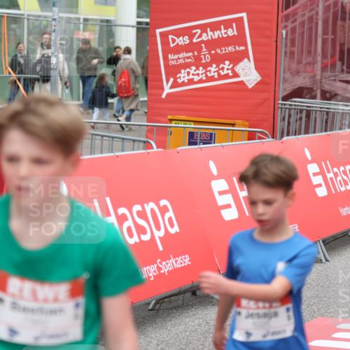 25.04.2026 - Das Zehntel Strokosch-Dieckow http://msf.ph/oto/9626269 25.04.2026 10:49:33 Ziel 5425, 6104, 6326, 7381, 7385, 7982 meine-sportfotos.de