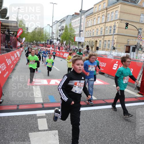 25.04.2026 - Das Zehntel Strokosch-Dieckow http://msf.ph/oto/9626318 25.04.2026 10:59:11 Ziel 5153, 5159, 5185, 5212, 5366, 5532, 5556, 5568, 5609, 5731, 5757, 5850, 5862, 6347, 6576, 6600, 6723, 6741, 6802, 6843, 7144, 7301, 7318, 7356, 7414, 7417, 7516, 7520, 7565, 7673, 7677 meine-sportfotos.de